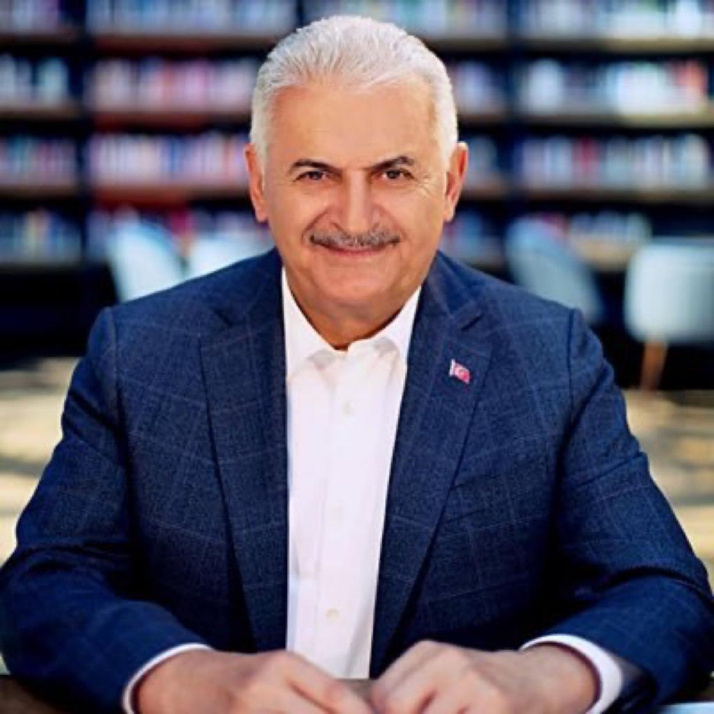 Türk dünyasının "Altın Qadın"larından Binəli Yıldırıma özəl təltif - FOTO