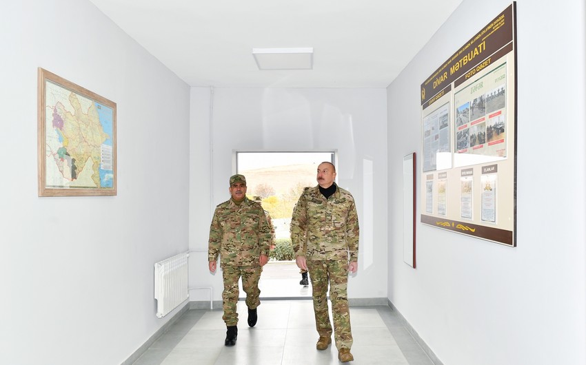 Prezident hərbçilər üçün yeni istifadəyə verilmiş yaşayış binaları ilə tanış olub - FOTOLAR