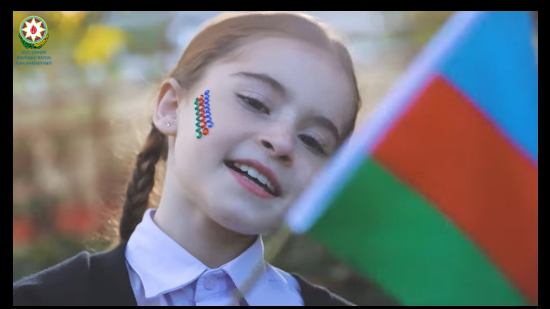 Binəqədi rayonunda 8 Noyabr - “Zəfər Günü”nə həsr olunan fləşmob keçirilib - VİDEO