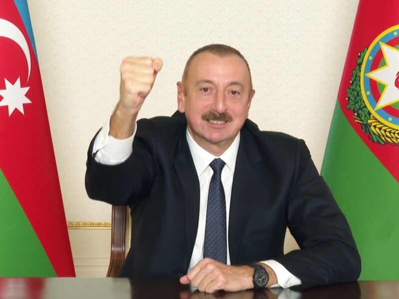"Prezidentin rəhbərliyi ilə zərgər dəqiqliyi ilə hesablanmış hər an bizi qələbəyə yaxınlaşdırırdı" - Deputat