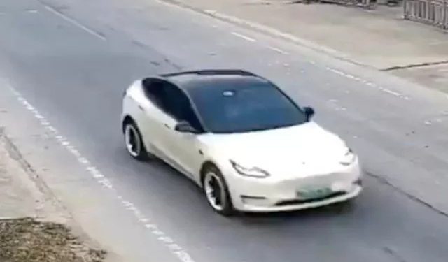 "Tesla" dəhşətli qəza törətdi: 2 nəfər öldü