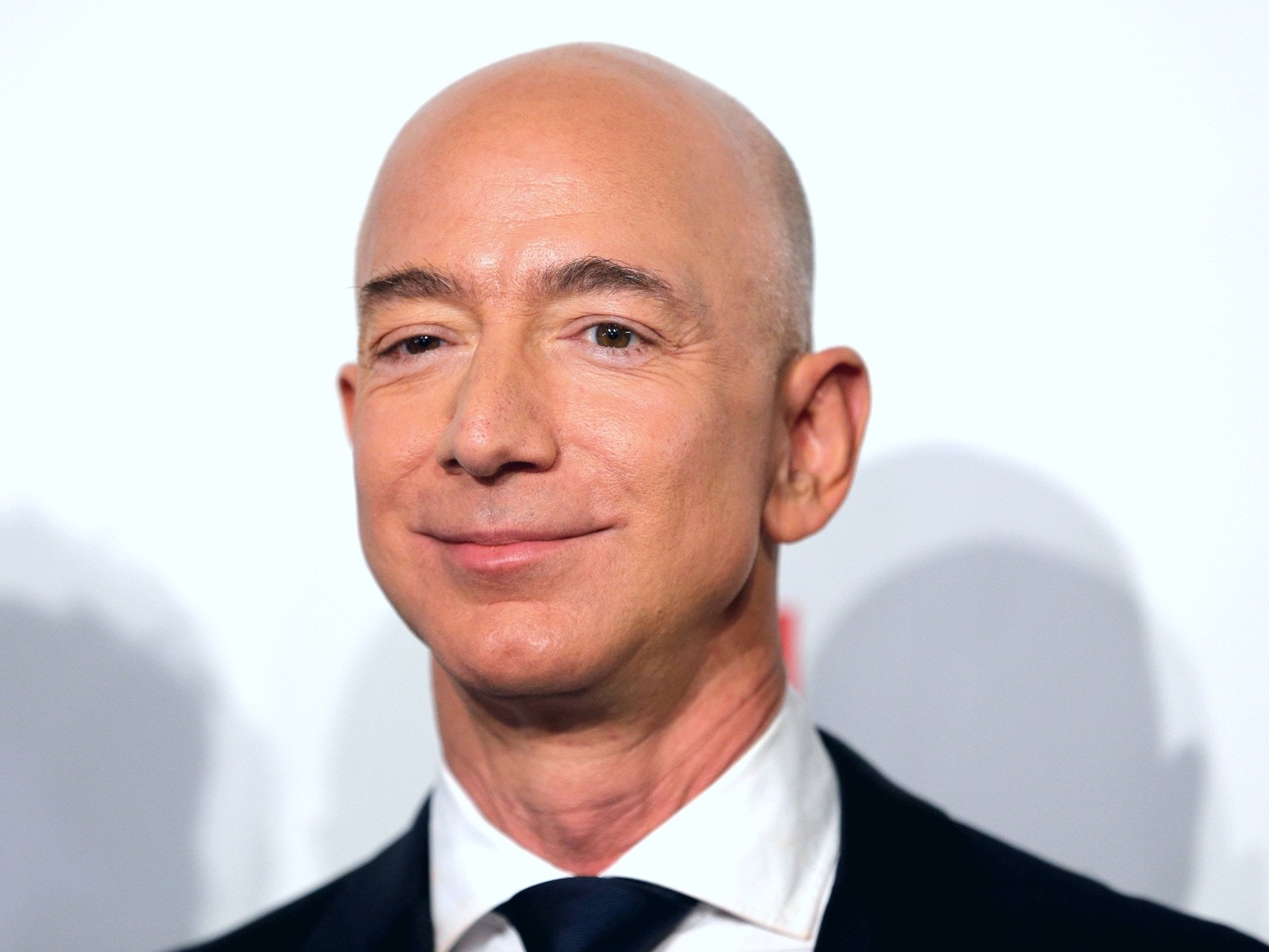 Ceff Bezos sərvətini hara bağışlayacağını AÇIQLADI