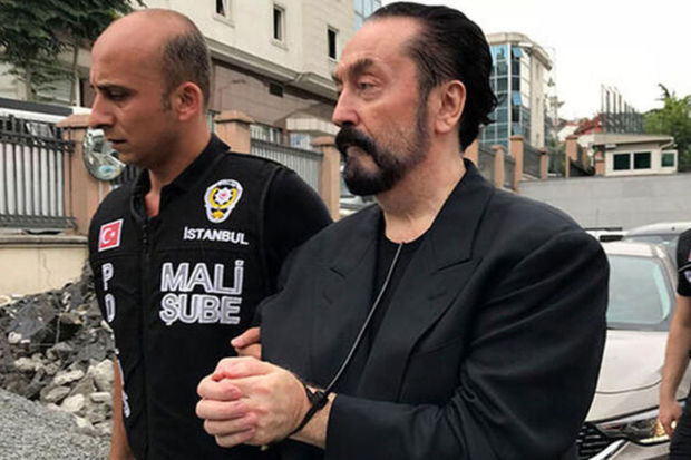 Adnan Oktara 8658 il həbs cəzası verildi