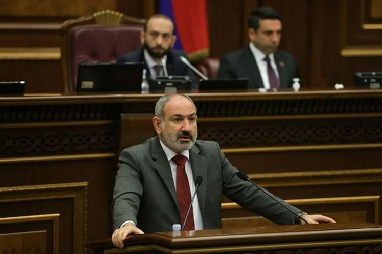 Paşinyan: “İrəvan Bakı ilə parlamentlərarası əlaqələr qurmağa hazırdır”
