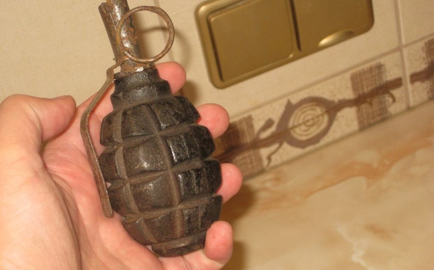 Bakıda mənzilə qumbara və qərənfil qoyan 19 yaşlı gənc saxlanıldı