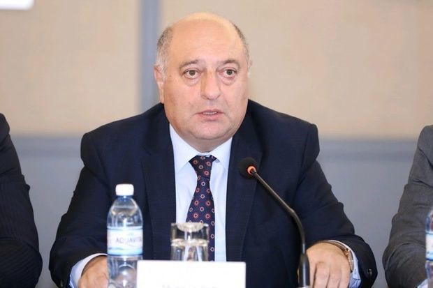 Komitə sədri: “Qadınların əməkhaqqı aşağı olmalı deyil"