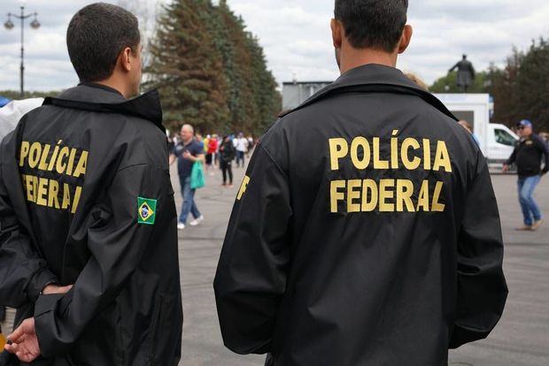 Braziliyada yeniyetmə iki məktəbdə dörd nəfəri güllələyib