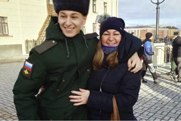 Əsir düşən rus əsgərin anası: Oğlum Putinə, Şoyquya lazım deyil 