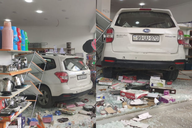 Xaçmazda qadın sürücü avtomobili mağazaya çırpdı - VİDEO
