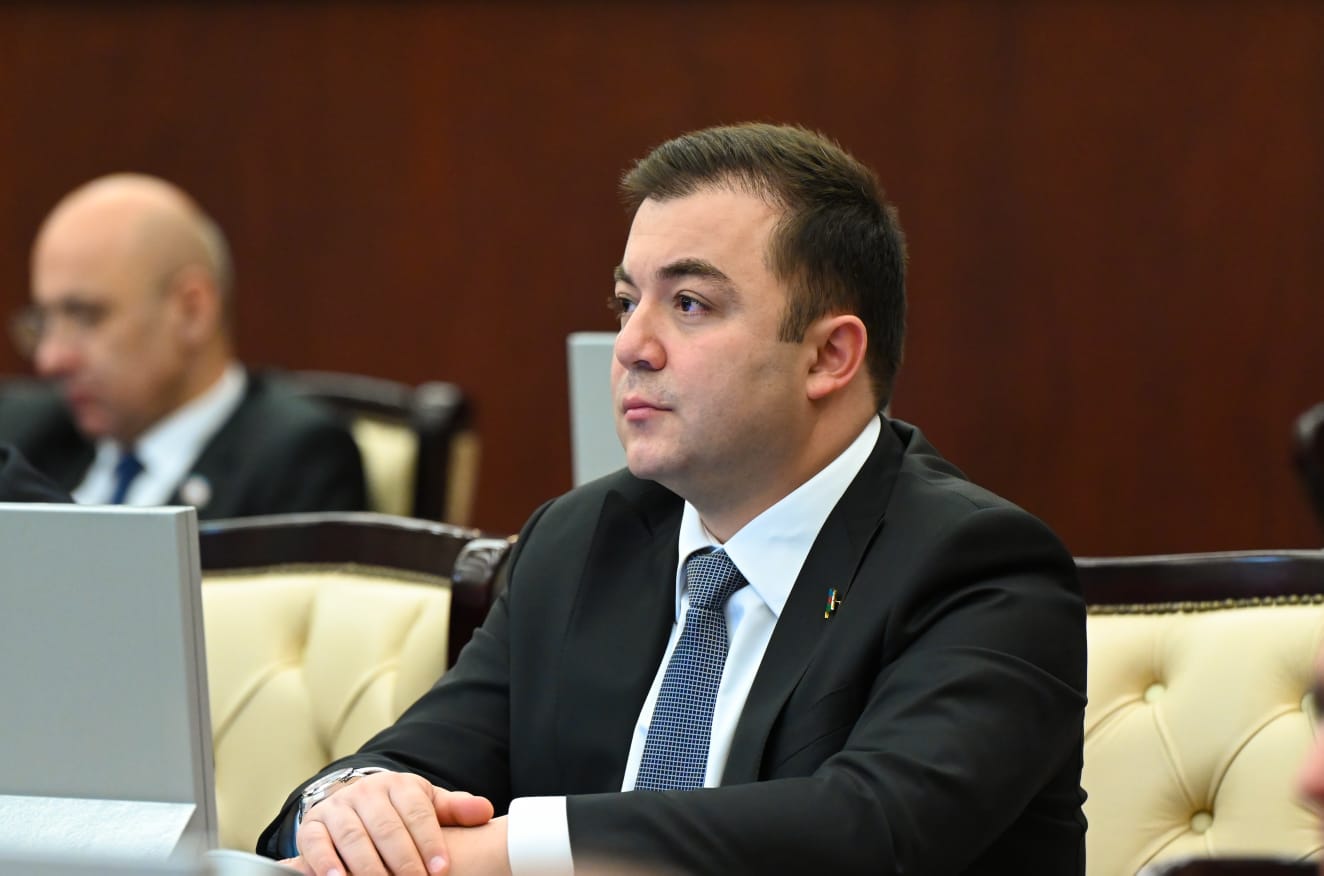 "Ermənistanın yeganə xilas yolu Azərbaycanla sülh içində yaşamaqdır" - Emin Hacıyev
