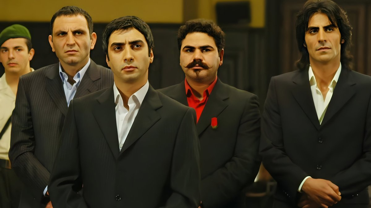 “Kurtlar Vadisi” serialının tanınmış simasının son halı görənləri təəccübləndirdi - FOTO