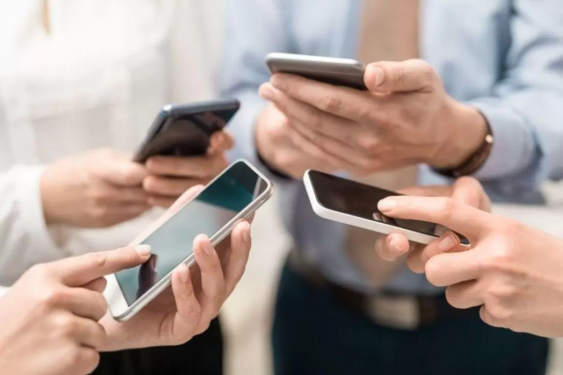 Azərbaycanda mobil telefonlarla bağlı yeni qadağalar tətbiq ediləcək