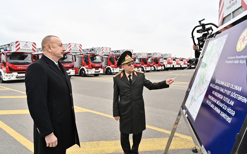 Prezident yeni alınmış xüsusi təyinatlı texnikalarla tanış oldu - FOTOLAR