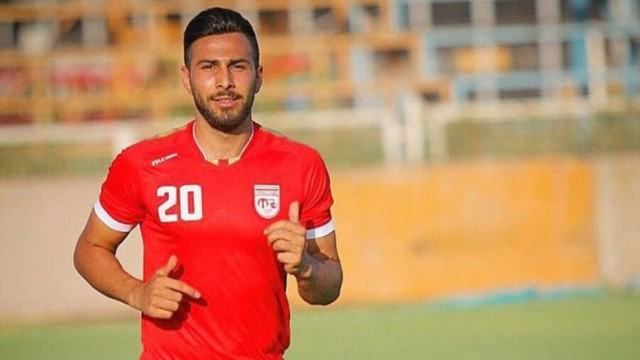 İranlı futbolçu edam edilə bilər - Etiraz aksiyalarında...