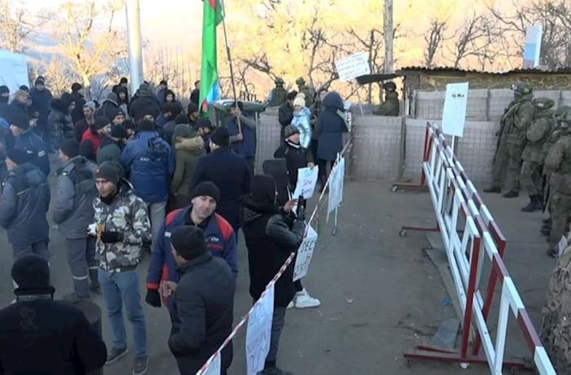Xankəndi yolunda etirazların 5-ci günü - CANLI YAYIM