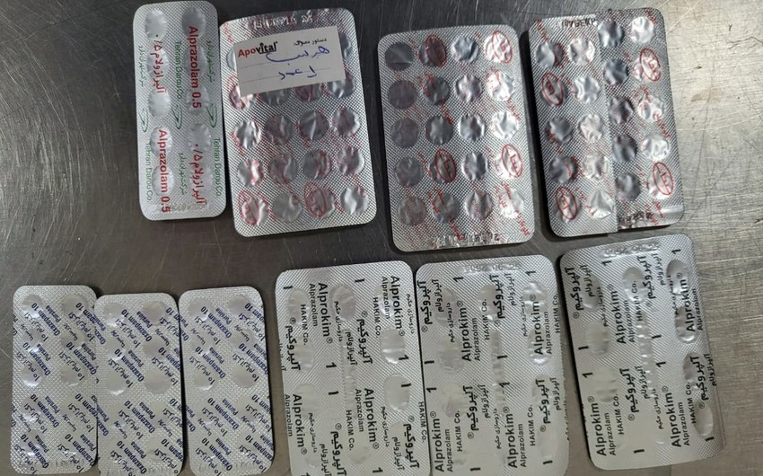 Azərbaycan gömrükçüləri külli miqdarda dərman preparatları aşkar edib - FOTO