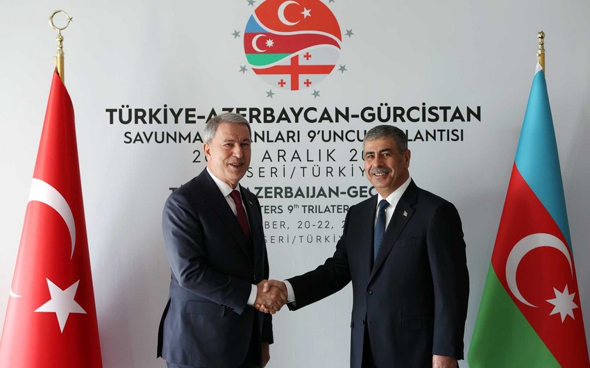 Zakir Həsənov Hulusi Akarla görüşdü - FOTO