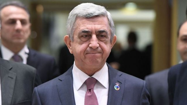 Serj Sarkisyan və qızları məhkəməyə çağırıldı - SƏBƏB