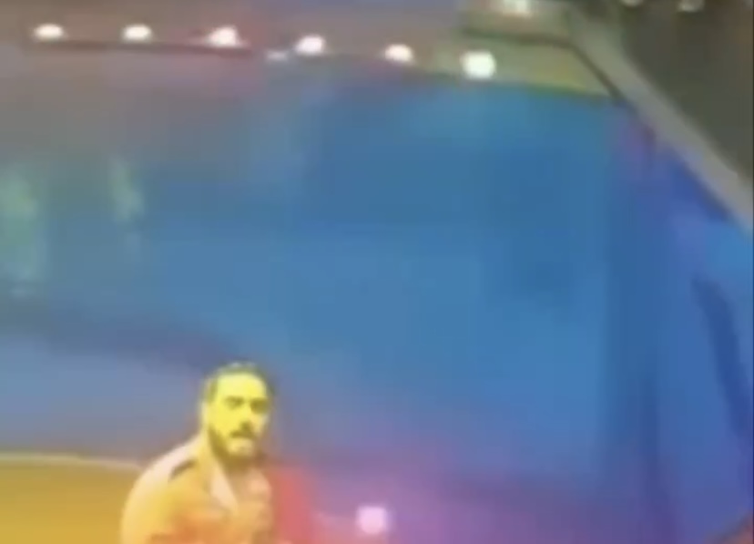 Bakıda konsertdə təhlükəli anlar: Fotoqraf ölümdən döndü - VİDEO