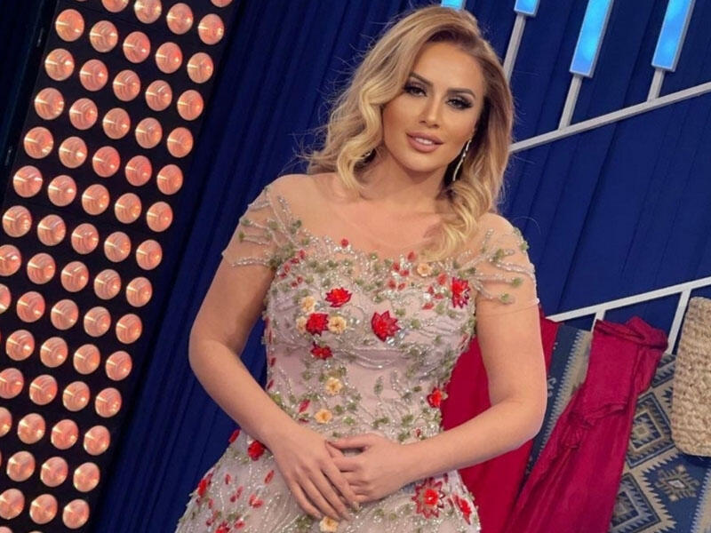 "15 yaşında uşağın sosial şəbəkədə nə işi var?" - Roza əsəbiləşdi