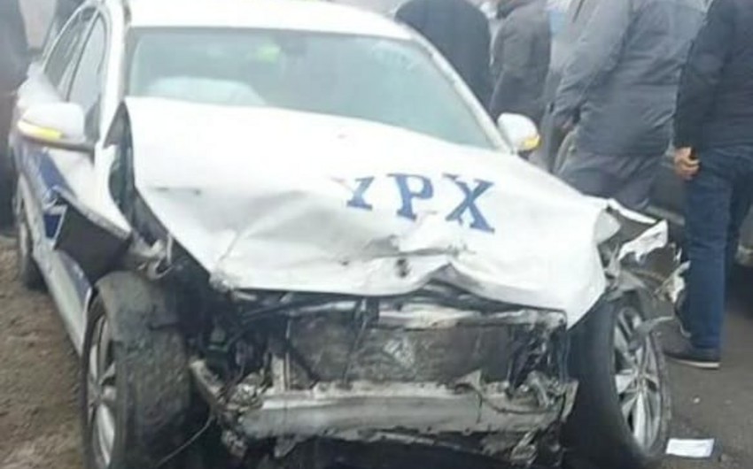 Azərbaycanda polis maşını qəzaya uğradı, bir nəfər xəsarət aldı