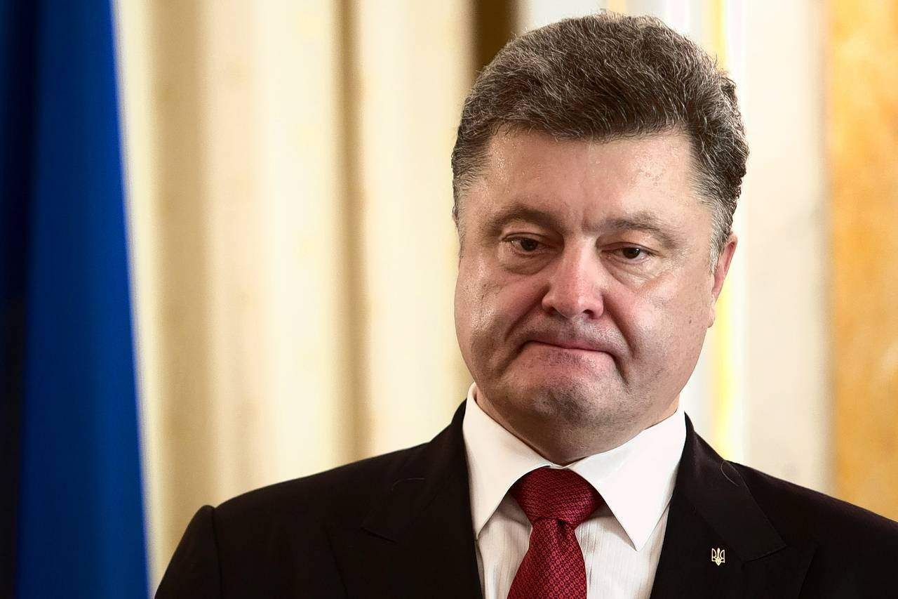 Poroşenko milyarder statusunu itirdi