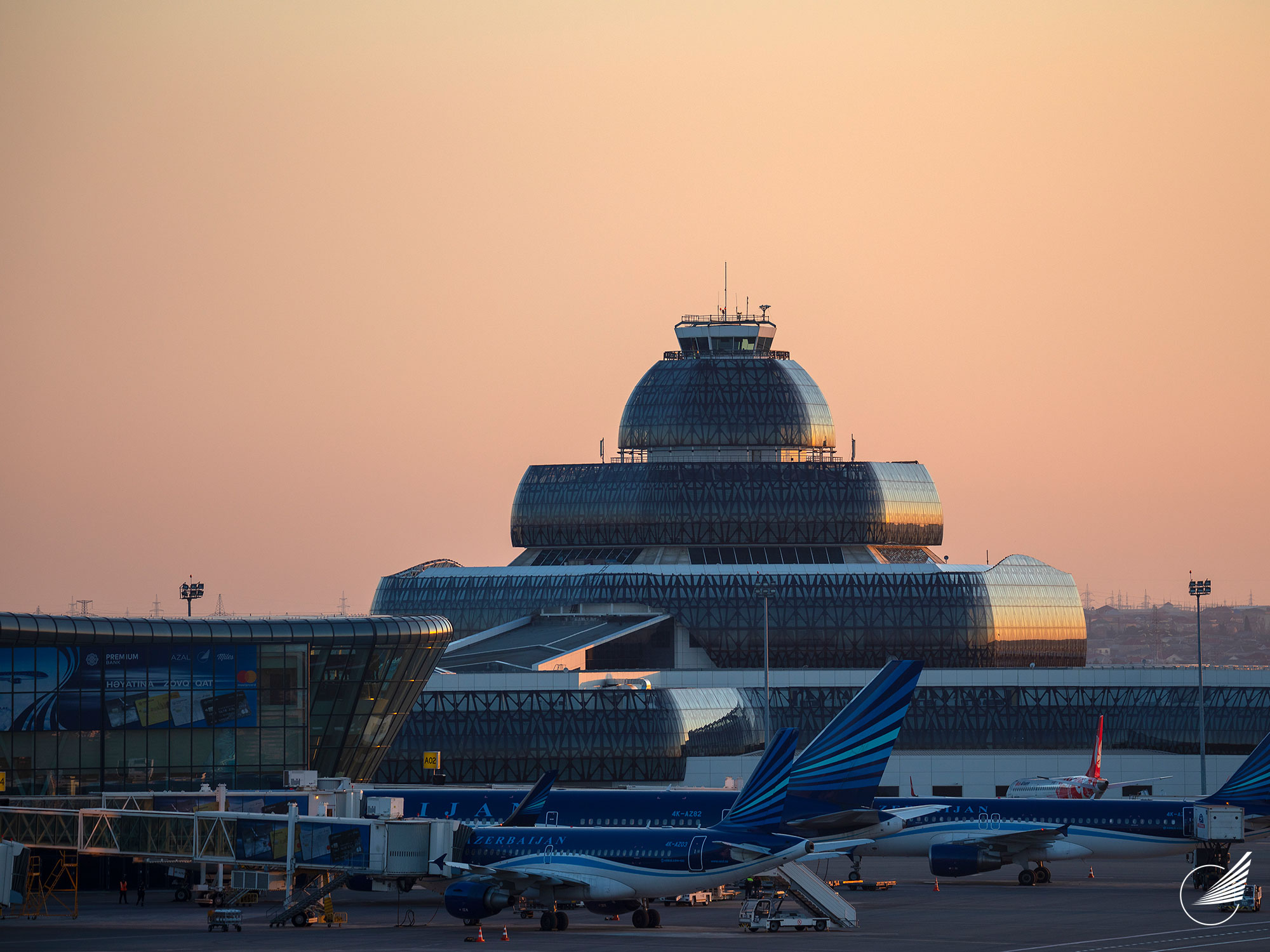 Bakı aeroportunda baltalanma hadisəsi baş verib? - AÇIQLAMA