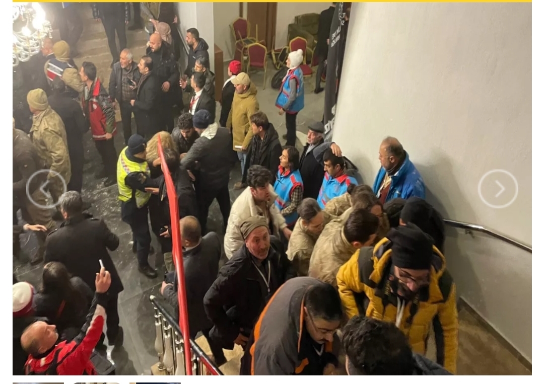 Türkiyədə hotelin tavanı çökdü - VİDEO