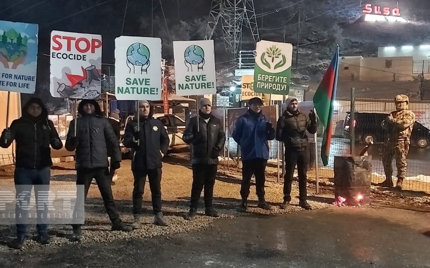 Havanın soyuq olmasına baxmayaraq, Xankəndi-Laçın yolunda aksiya davam edir
