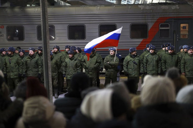 Putin Rusiya ordusunun 1,5 milyon hərbçiyə çatdırılmasını təsdiqləyib