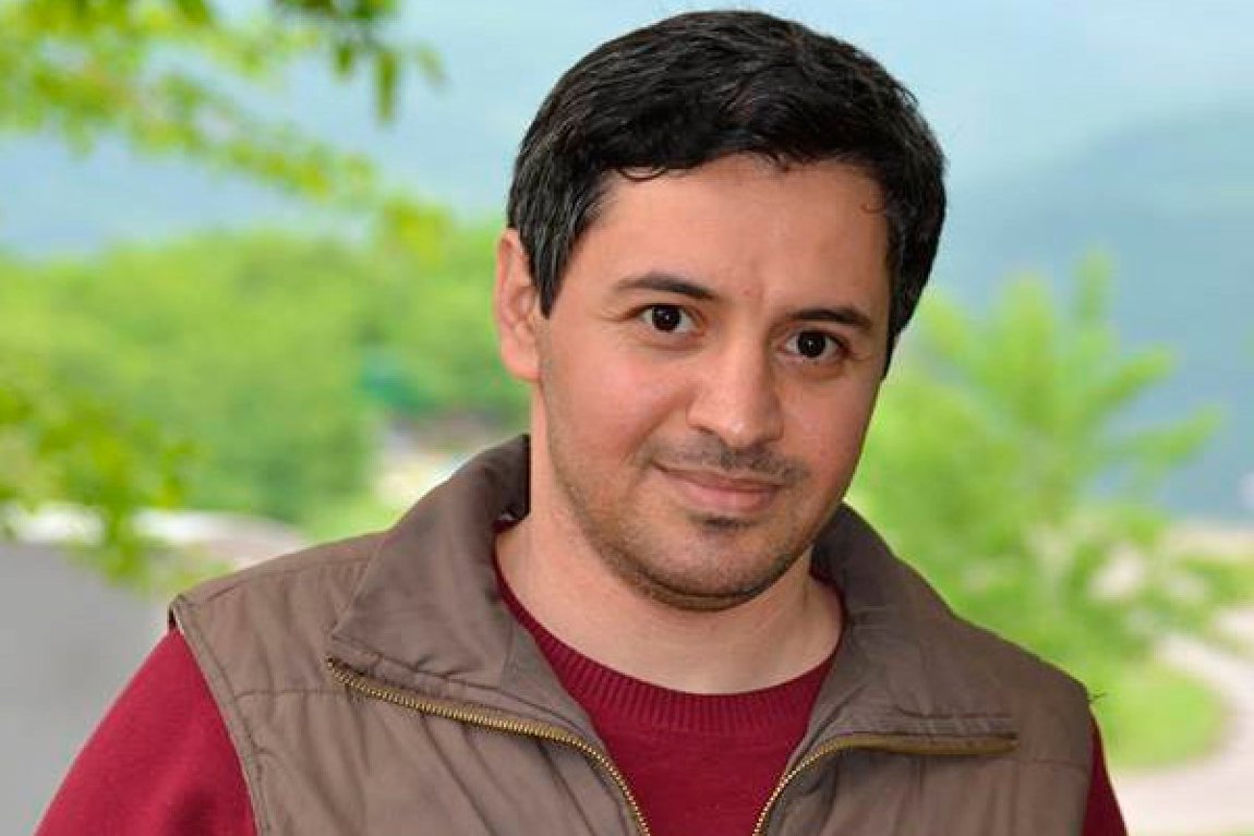 "Söyüşə 19 bıçaq zərbəsi ilə cavab verən vətəndaşı qəhrəman elan edən cəmiyyət polisdən qanun tələb edir"