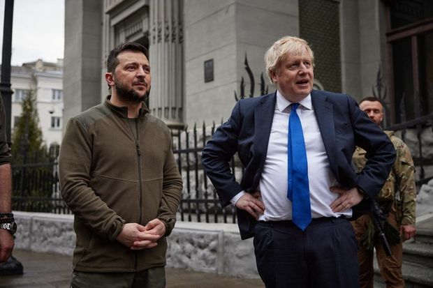 Boris Conson Ukraynaya getdi – FOTO