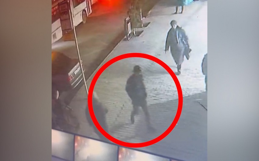 Bakıda qadına qarşı soyğunçuluq edildi - VİDEO