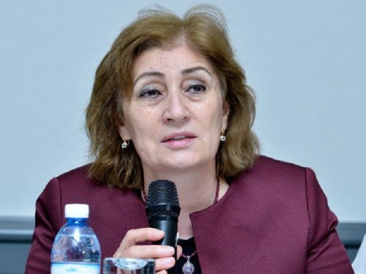 "Baş verənlərə göz yumanları lənətləyirəm" - Deputat