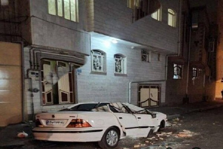 İranda zəlzələdə yaralananların sayı 800 nəfəri ötüb - FOTO