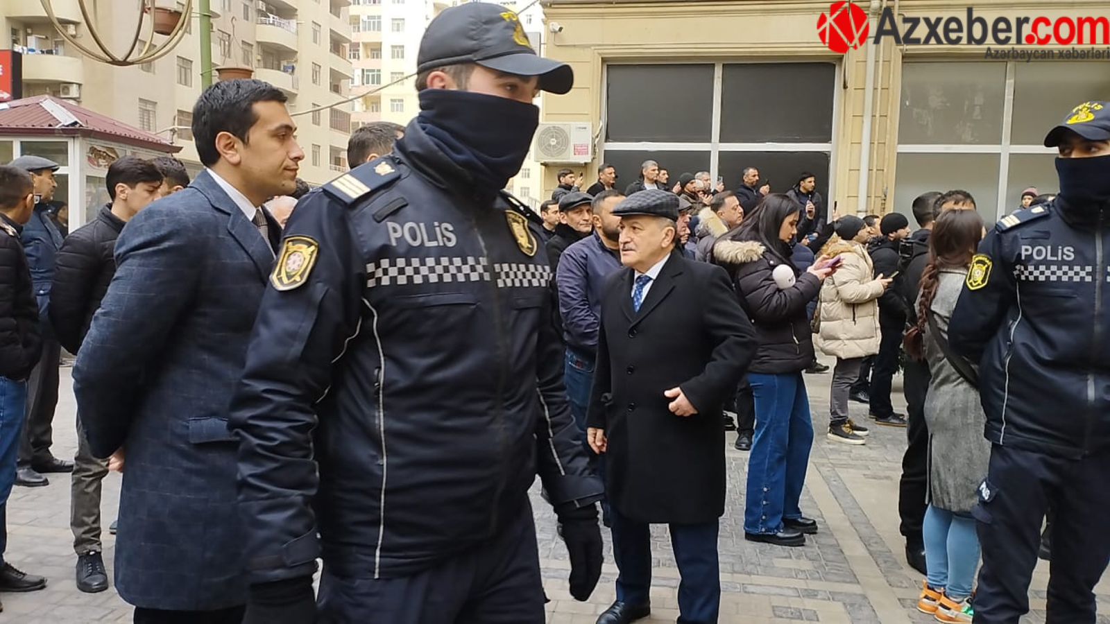 Dövlət rəsmiləri Orxan Əsgərovun vida mərasimində - FOTO