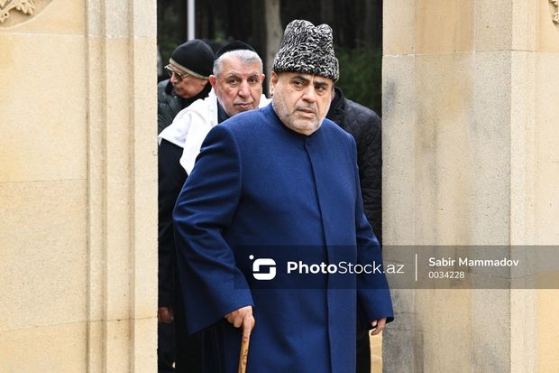 Allahşükür Paşazadə: “İran bizim qardaşımız deyil”