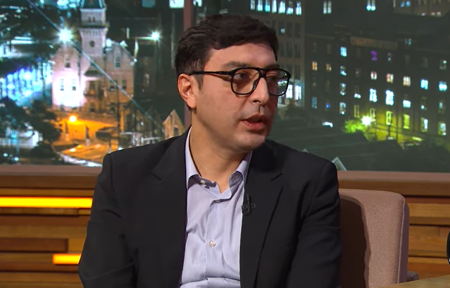 Nazir Fərid Qayıbov: “Bığ saxlamaq istəyirdim, yoldaşım icazə vermədi” - VİDEO