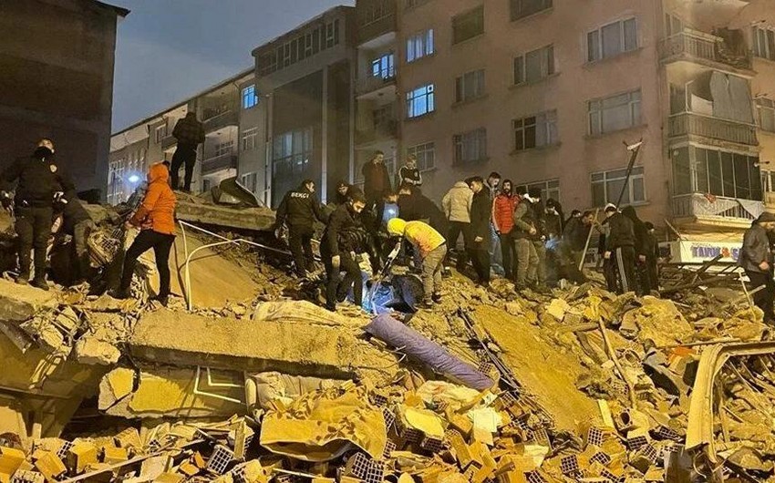 Şanlıurfada zəlzələdən azı 10 nəfər ölüb