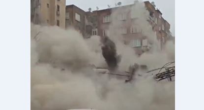 Şanlıurfada zəlzələdən sonra bina belə dağıldı – ANBAAN VİDEO