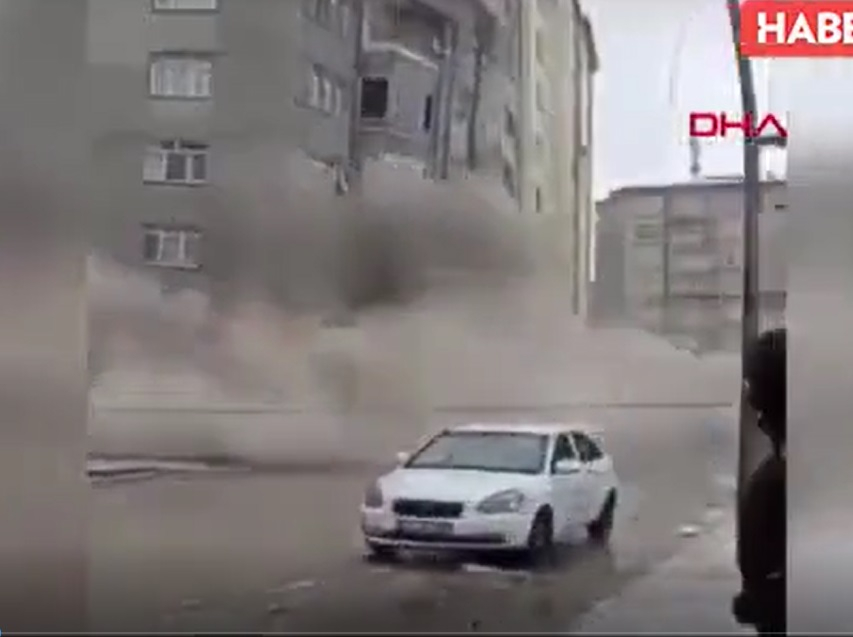 Elazığda hündürmərtəbli bina yerlə bir oldu - ANBAAN VİDEO
