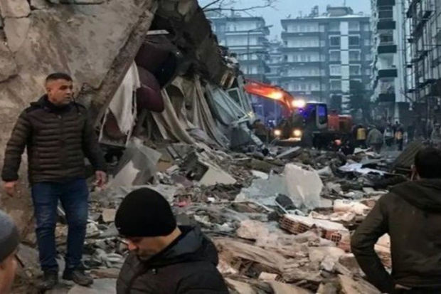 Türkiyədə dağıntılar altından çıxarılan Gülşən və Jalə Cəfərova bacıları Azərbaycana gətiriləcəklər