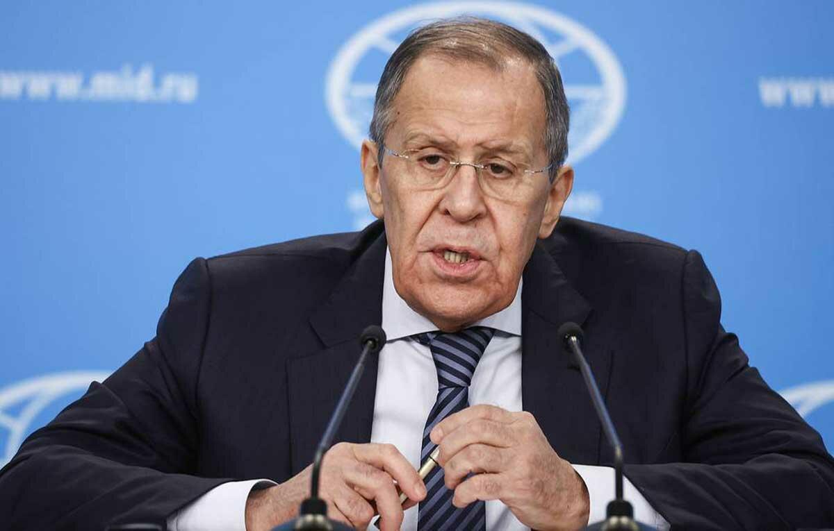 Lavrov: Qərb Napoleon və Hitlerin acınacaqlı təcrübəsini mənimsəmək qərarı verib