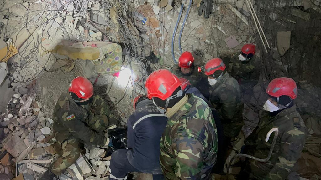 FHN-in xilasediciləri daha 3 nəfərin cəsədini çıxararaq təhvil veriblər