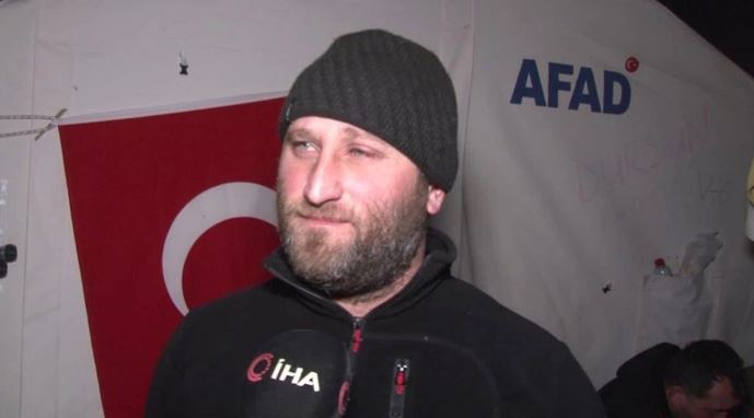 Ata olacağını öyrənən xilasedici:"Sevincimi içimdə yaşadım"