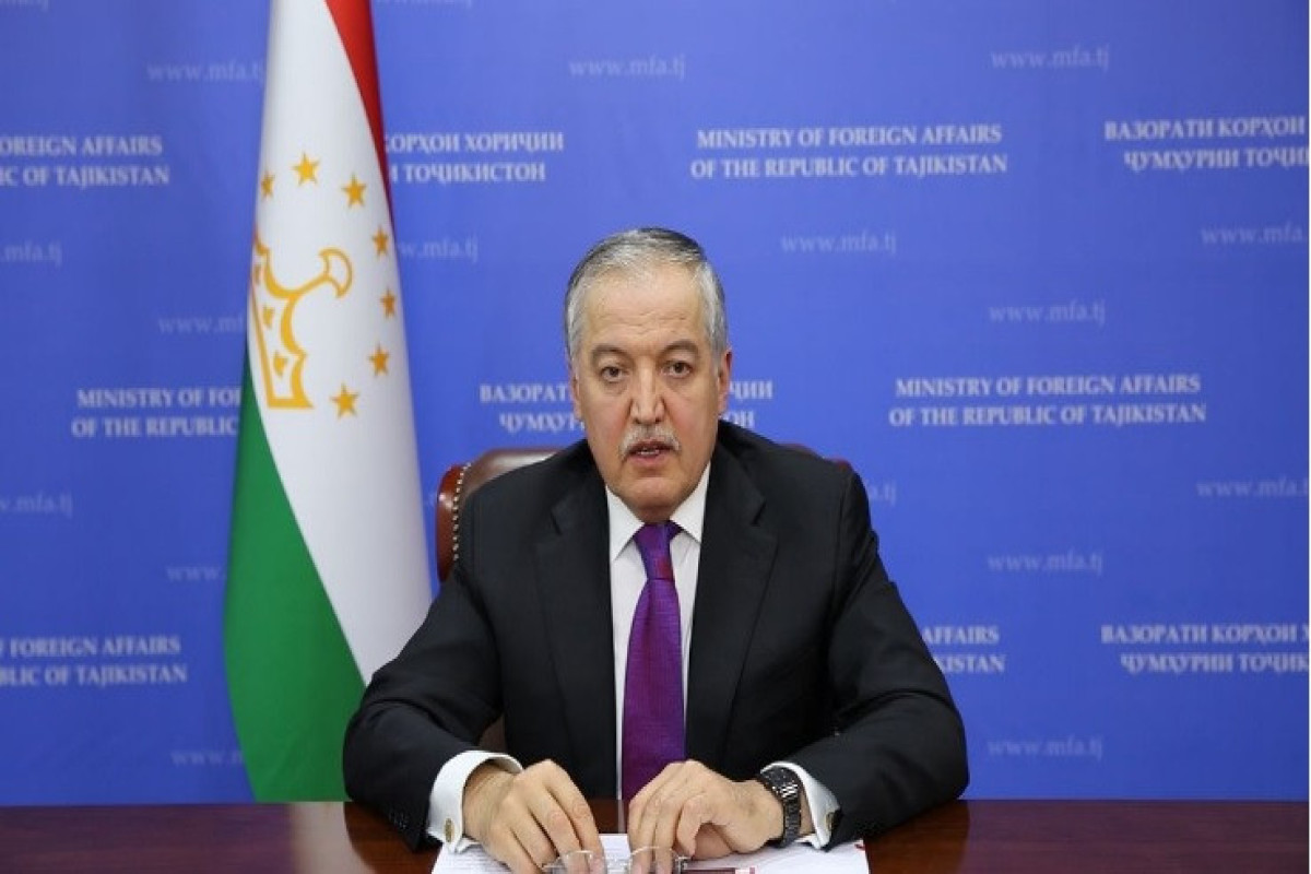 XİN: Tacikistanda Çinin hərbi baza tikməsi xəbəri yalandır
