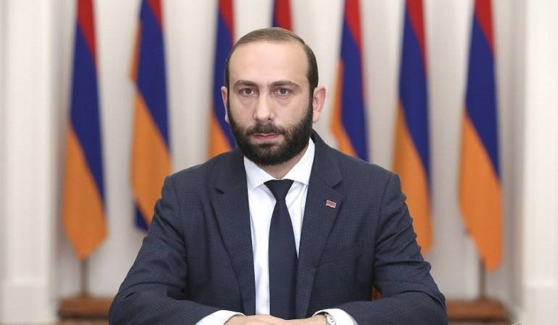 Mirzoyan İTV-nin sualından yayındı - VİDEO