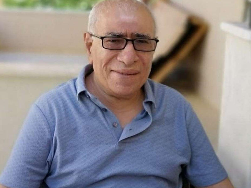 Öz təqaüdü ilə zəlzələ qurbanlarına yardım edəcək