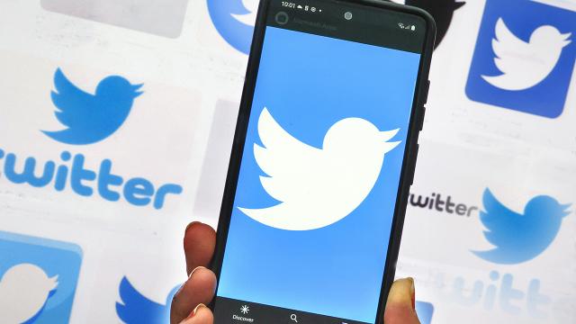 "Twitter"də yeni özəllik: Artıq feyk tvitlər...