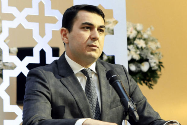 Adil Kərimli Mədəniyyət Nazirliyinin əvvəlki rəhbərliyinin kadr siyasətini sərt tənqid etdi